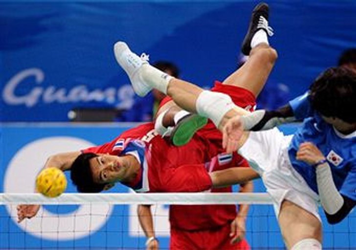 ตะกร้อทีมชาย ทุบโสมเข้ารอบรองฯแล้ว