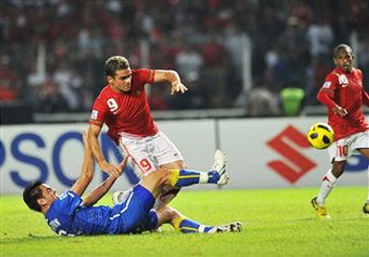 แข้งไทยเจ๊ง1-2 จอดสนิทรอบแรกซูซุกิ คัพ
