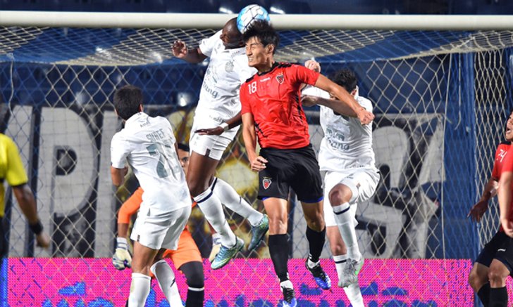 ดานิโล,โมริตซ์ คนละโขก! ปราสาทสายฟ้า คืนฟอร์มอุ่นเฉือน โปฮัง 2-1 (คลิป+อัลบั้ม)