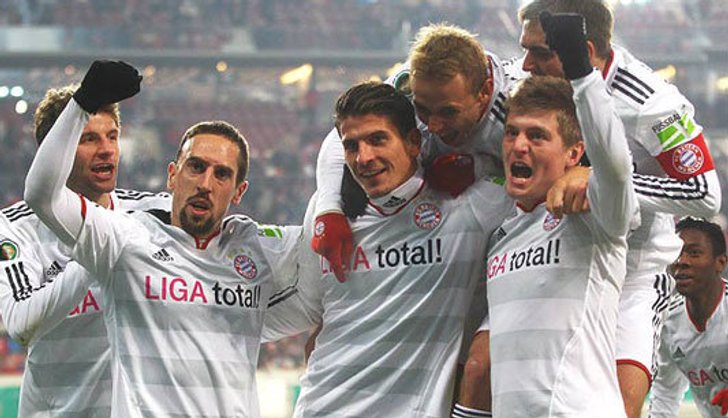 เสือใต้แกร่งบุกอัดม้าขาว2-0ลิ่วตัดเดเอฟเบ