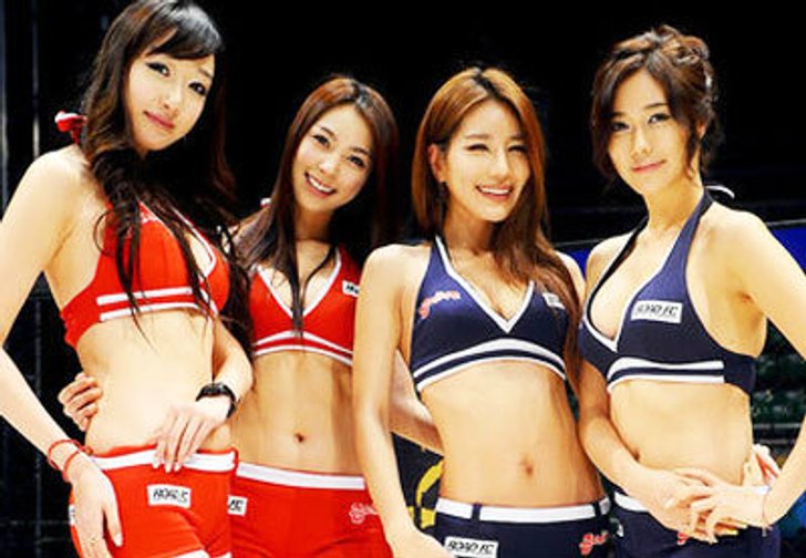 แอบส่องริงเกิร์ลหน้าท้องแบนราบ