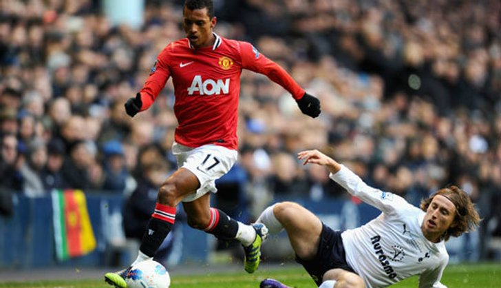 ผีบุกหักคอไก่สบาย3-1 ยังเหมาสอง,รูนโขกหนึ่ง