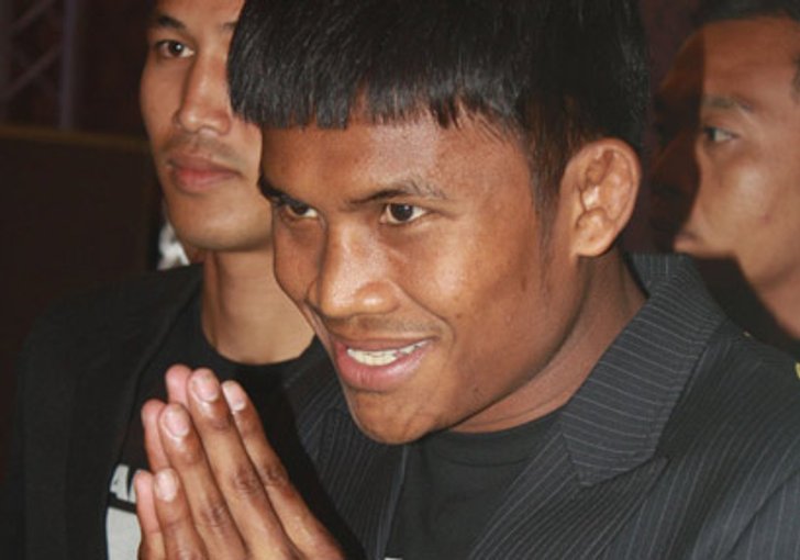 ฝ่ายจัดยันเอง บัวขาว ขึ้นชกแน่ วันนี้