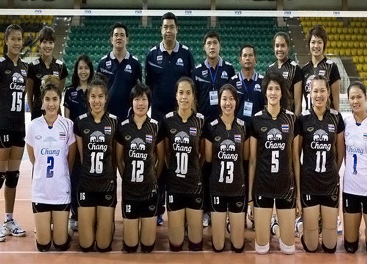 ลูกยางสาวไทยขอบคุณแฟนกีฬาตามเชียร์