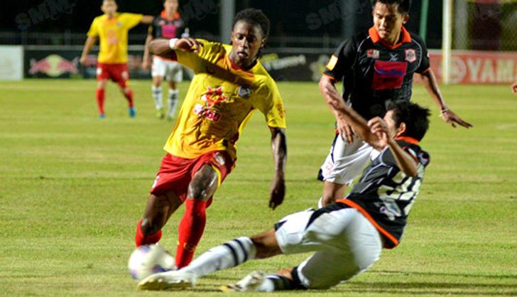 พลังเอ็มแจ๋วทุบอีสาน2-1, อาร์มี่เฉือนฮัลโหล2-1