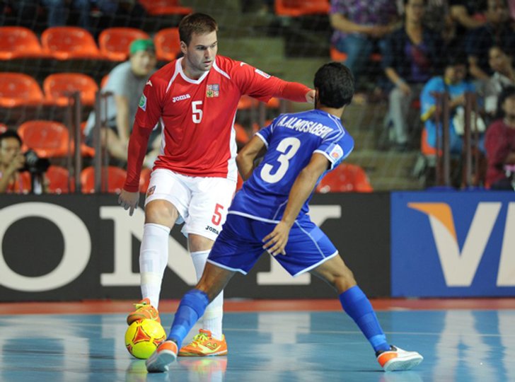 เช็กบดคูเวตหืดจับ3-2,หมีขาวโหดยำ16-0