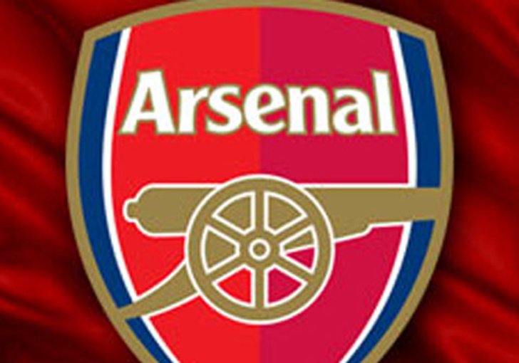 ปืนใหญ่ดุ บุกยิงเรดดิ้งยับเยิน 5-2 รั้งที่ 5