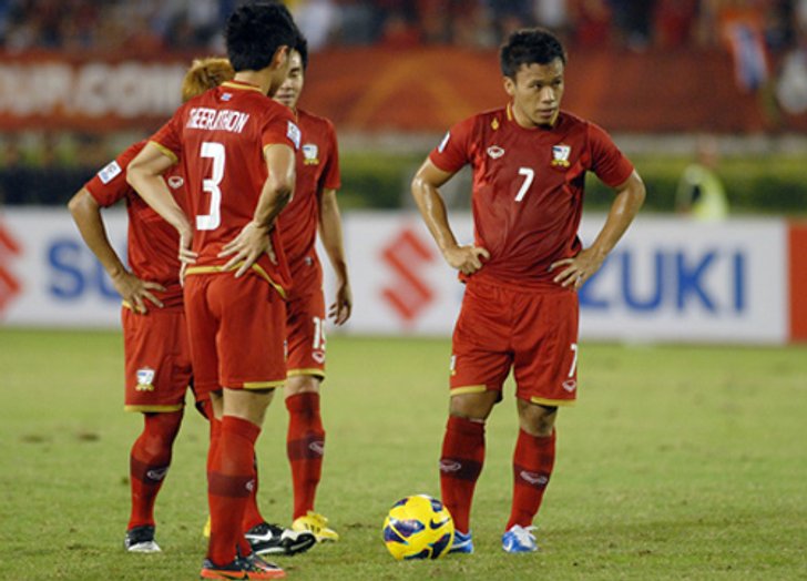 เศร้า!แข้งไทยเฉือนสิงคโปร์1-0พลาดแชมป์ซูซูกิคัพ2012