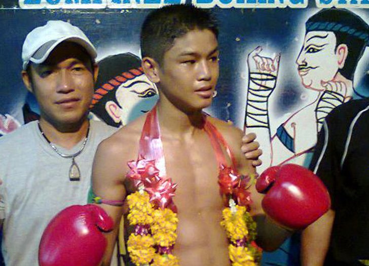 แสงมณี ส.เทียนโพธิ์ยอดมวยไทยราชดำเนิน