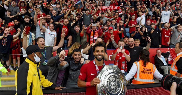 รวมรูปภาพของ รอคอยมานาน 16 ปี! เปิดภาพ ลิเวอร์พูล ฉลองแชมป์ คอมมิวนิตี้