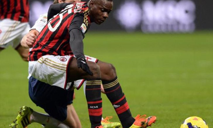 มิลานเบียดโบโลญญหวิว1-0ซูเปอร์มาริโอซัด