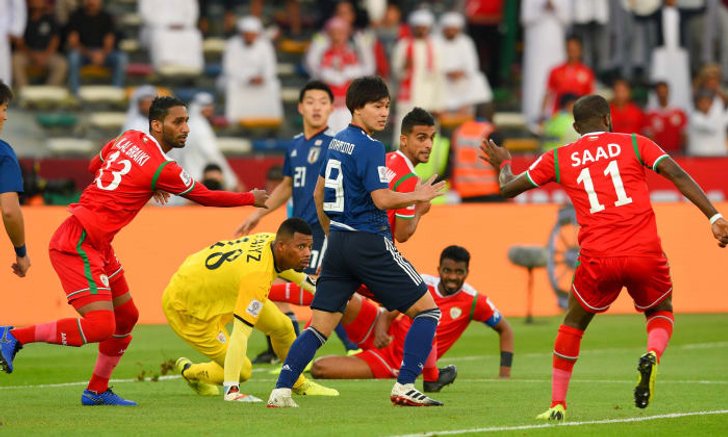 ญี่ปุ่น เฉือนหวิวโอมาน 1-0 ฉลุยเข้ารอบสองเอเชียนคัพ (คลิป)