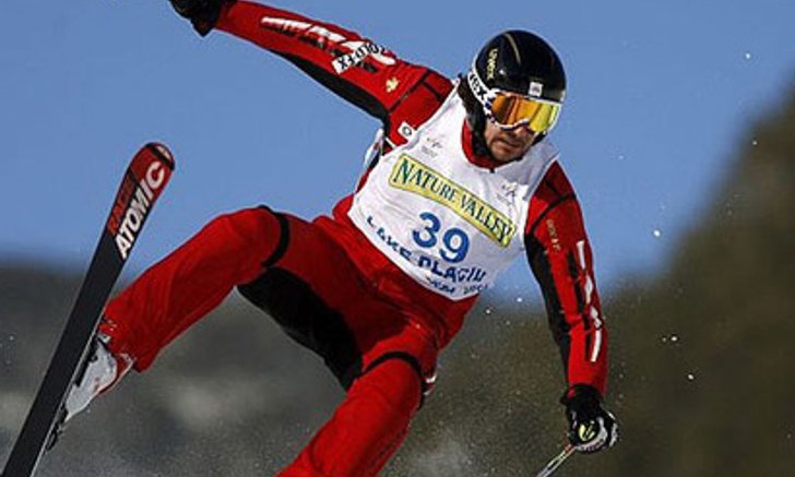 นักสกีแคนาดาดับ ระหว่างแข่งชิงแชมป์โลกที่สวิส