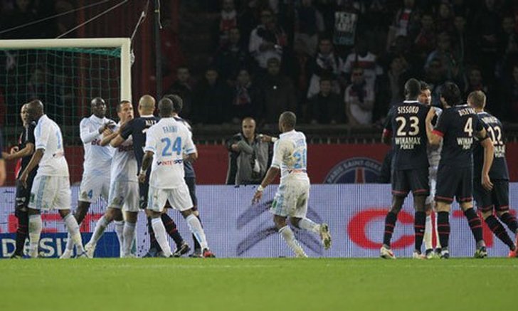 เปแอสเชอัดมาร์กเซยระทึก2-1
