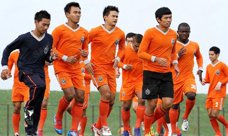 เนวินเดิมพันปลุกแข้งปราสาทเก็บชัยบ้านเรย์โซลเข้า16ทีมเอซีแอล