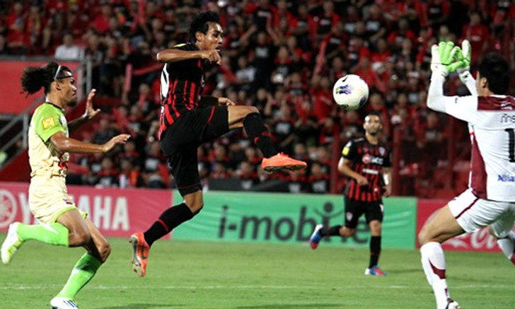 กิเลนยังซิงพลิกแซงโปลิศ 3-1 โอ้,มุ้ยยิงตามนัด