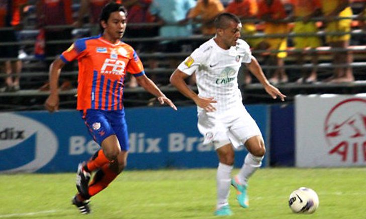 ติอาโกเบิ้ล2 ฉลามบุกเฉือนสิงห์เจ้าท่า 2-1