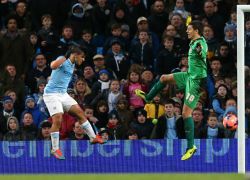 เรือใบโดนนำก่อนพลิกแซงชนะแตน4-2ศึกเอฟเอคัพ