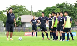 "ช้างศึกซีเกมส์" ลงซ้อมต่อเนื่อง "โค้ชโย่ง" เน้นลูกเซ็ทพีซ