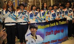 ทีมเทควันโดถึงไทยไร้เงา′โค้ชเช′-′แม็กซ์′เผยไม่ได้ต่อยจริง (ชมคลิป)