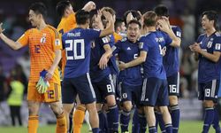 ฟอร์มโคตรเฉียบ! ญี่ปุ่น ถล่ม อิหร่าน 3-0 ลิ่วชิงเอเชียนคัพ (คลิป)