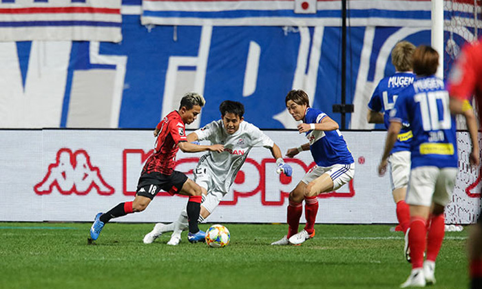 ย้อนชมฟอร์มชัดๆ "ชนาธิป" เกม ซัปโปโร่ ถล่ม โยโกฮาม่า 3-0 (คลิป)