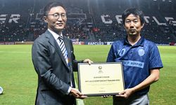 สมาพันธ์ฟุตบอลแห่งเอเชีย มอบโล่แทนคำขอบคุณ บุรีรัมย์ สเตเดียม สนามแข่ง AFC U-23