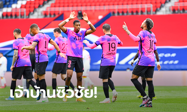 เตะก่อนได้เปรียบ! เปแอสเช เฝ้ารังเฉือน ล็องส์ 2-1 แซงขึ้นจ่าฝูง