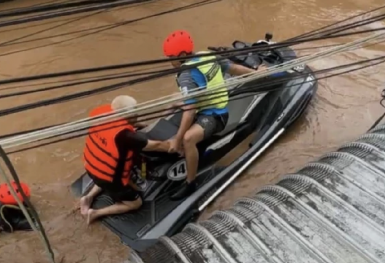 ประวัติ แชมป์ กษิดิศ ธีระประทีป