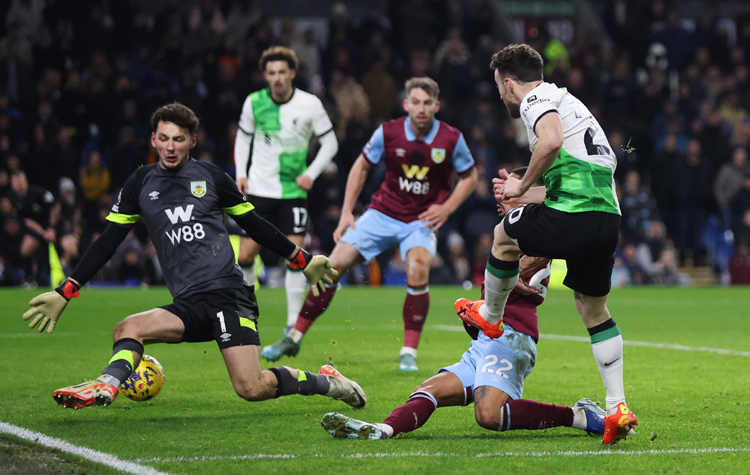 ดูบอลสด พรีเมียร์ลีก เบิร์นลีย์ พบ ลิเวอร์พูล