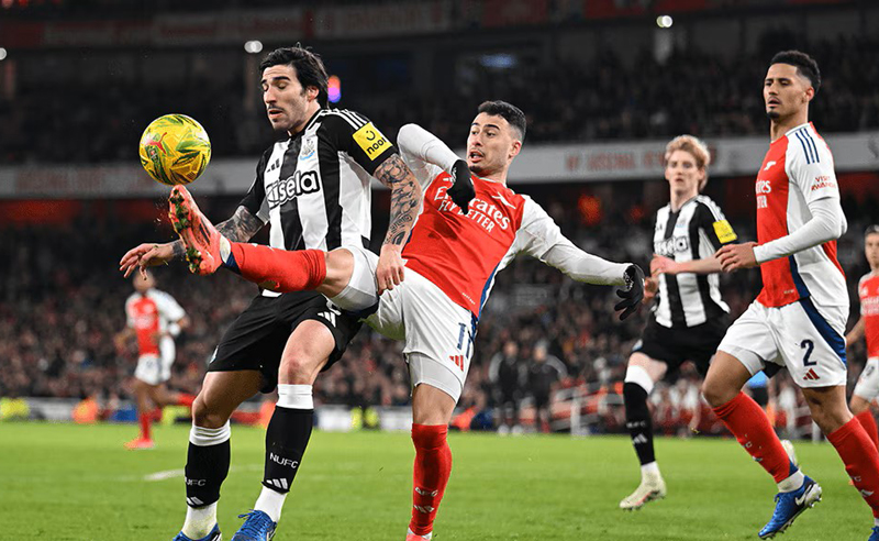 ดูบอลสด พรีเมียร์ลีก นิวคาสเซิล พบ อาร์เซนอล