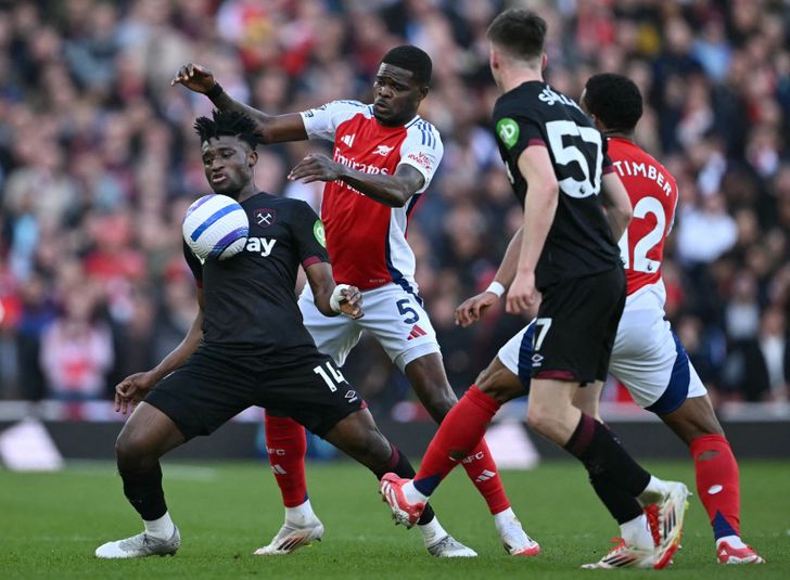 ดูบอลสด พรีเมียร์ลีก อาร์เซนอล พบ เวสต์แฮม