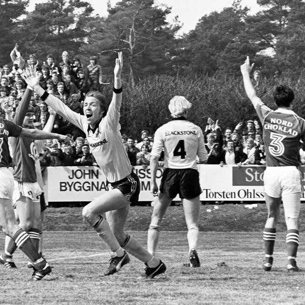 245157565_257142456421787_719