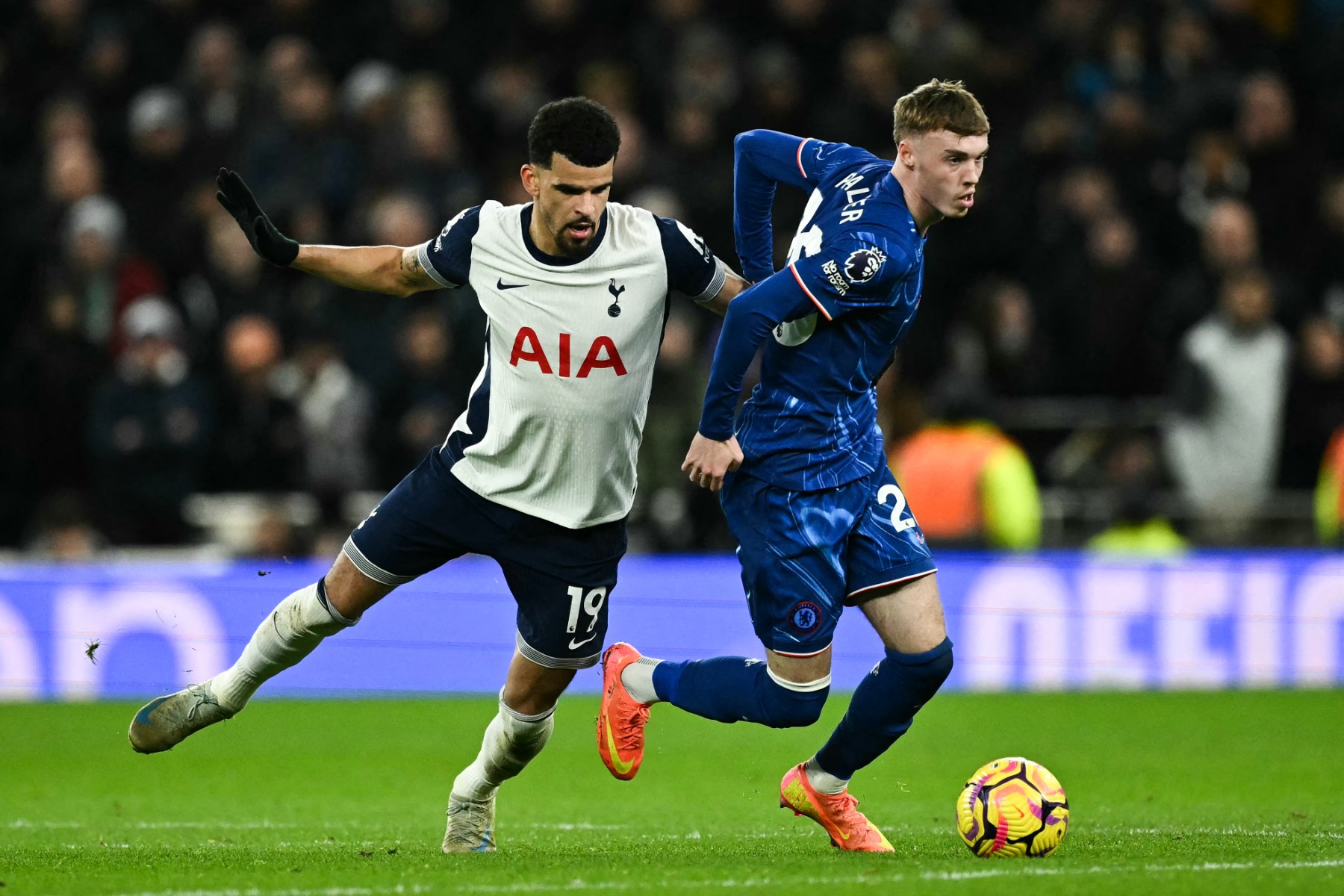 ดูบอลสด พรีเมียร์ลีก สเปอร์ส พบ เชลซี