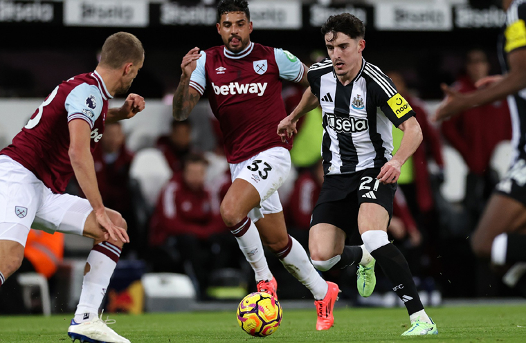 ดูบอลสด พรีเมียร์ลีก เวสต์แฮม พบ นิวคาสเซิล