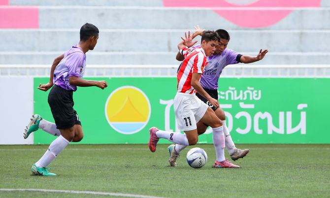 ผ่านฉลุย 16 ทีมสุดท้าย ลูกหนังขาสั้น “ฟุตบอลนักเรียน 7 คน แชมป์กีฬา 7HD แชมเปียน คัพ 2025”