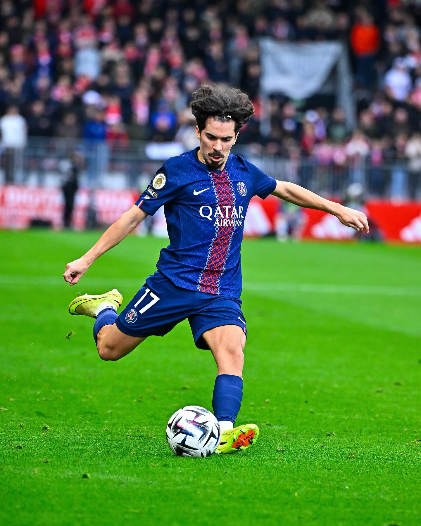 vitinha_1762565423502