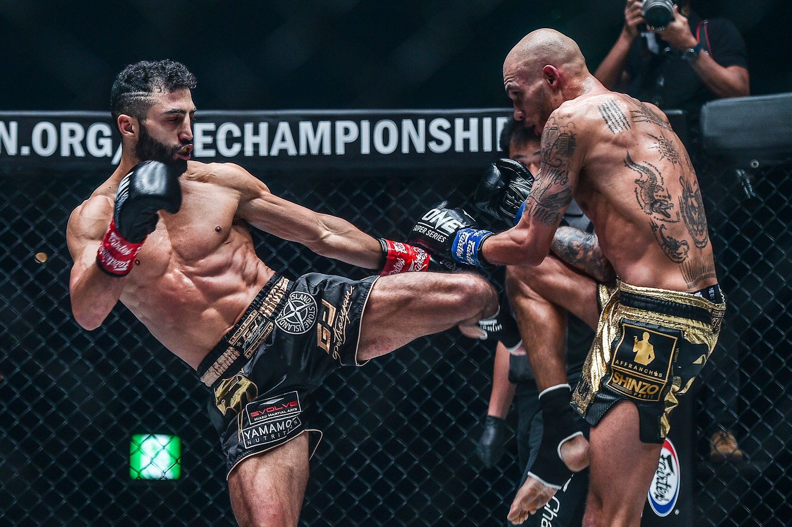 giorgio-petrosyan-defeats-sam