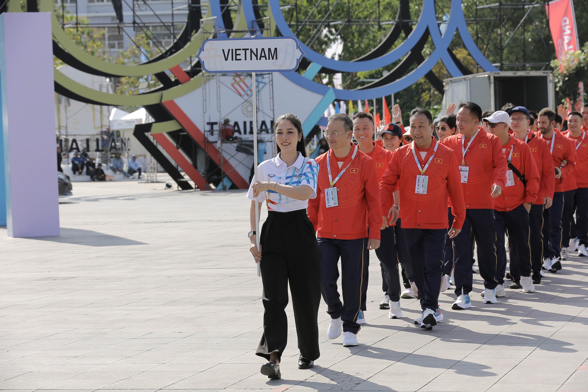 594974129_122180637926581912_