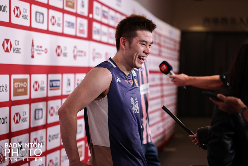 วิว กุลวุฒิ