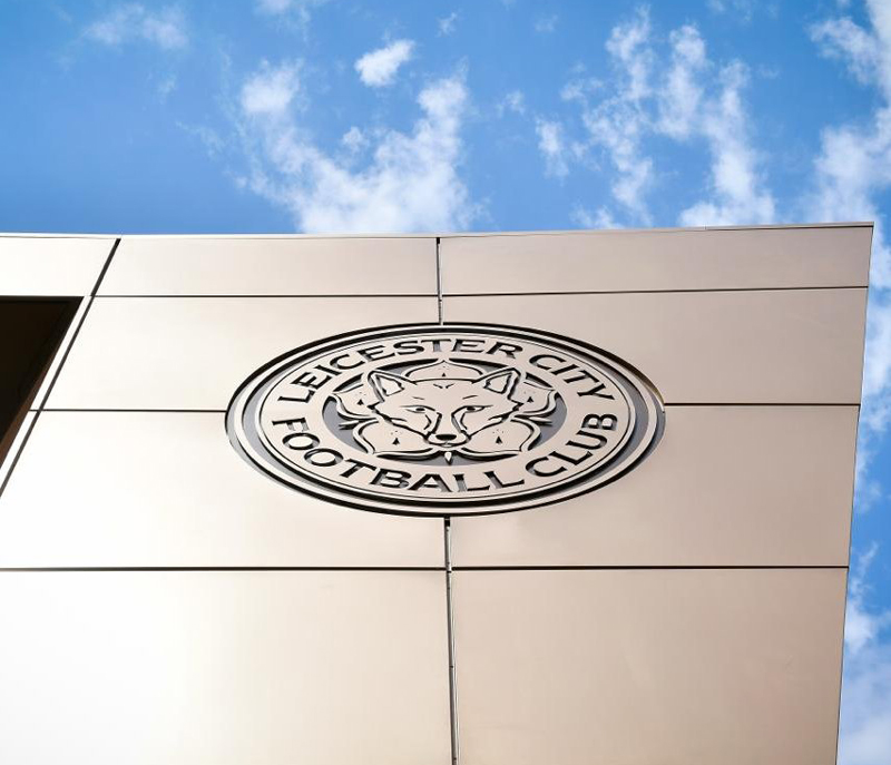 เลสเตอร์โดนตัดแต้ม