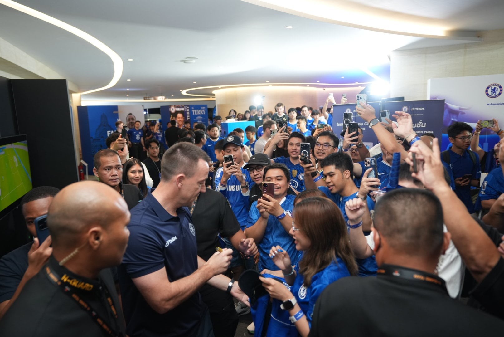 8cc8f87d-5092-4a3f-b9f8-285fa