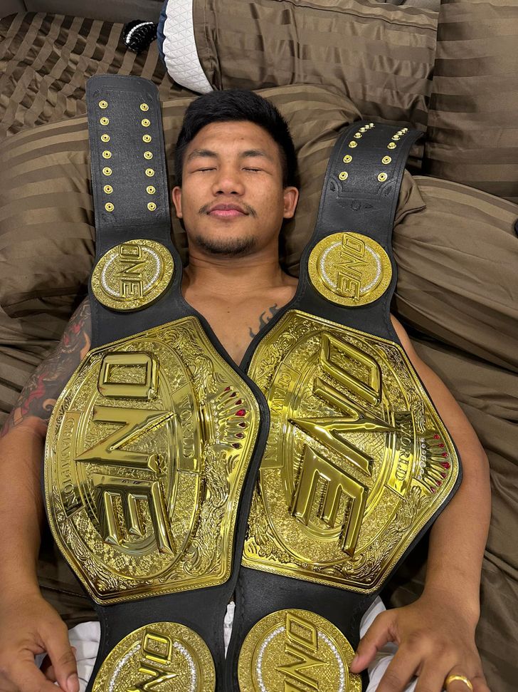 345202291_563230019270726_514