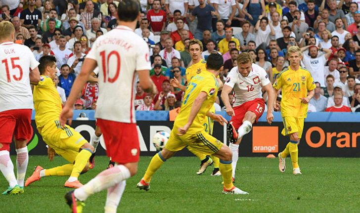 "โปแลนด์" อัด "ยูเครน" 1-0 ลิ่วชน "สวิส" 16 ทีมสุดท้าย