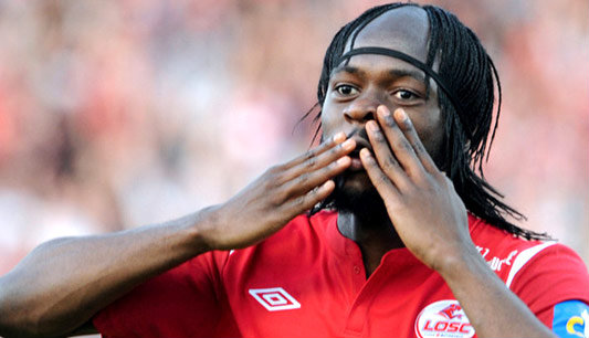 ปืน ยื่น 17 ล้านยูโร ตัดหน้า หงส์-ไก่ หวังคว้าแจร์วินโญ่