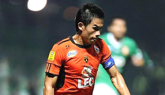 วสันต์ครวญอดเล่นทีมชาติ สงสัยเชเฟอร์หรือใครเป็นคนตัดสิน