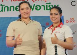 SCG-COTTOหนุนโม-เมลุยกอล์ฟอาชีพ2013