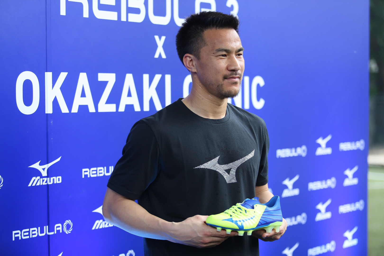  MIZUNO รุ่น "Rebula 3"
