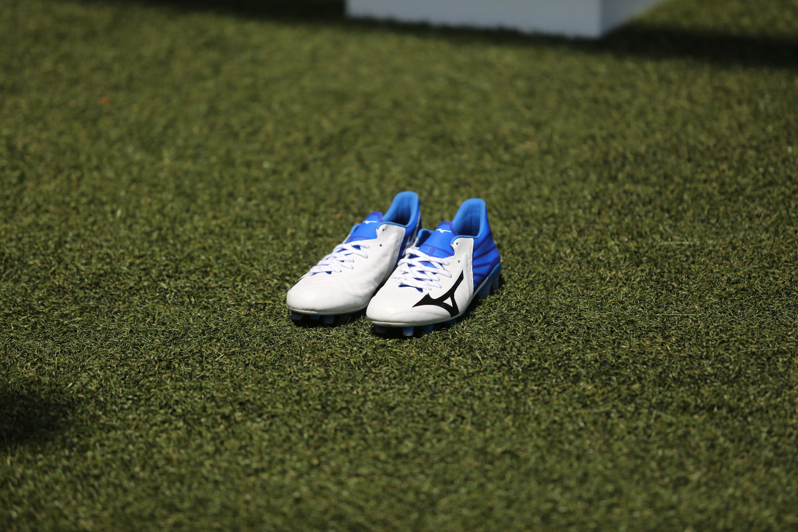  MIZUNO รุ่น "Rebula 3"