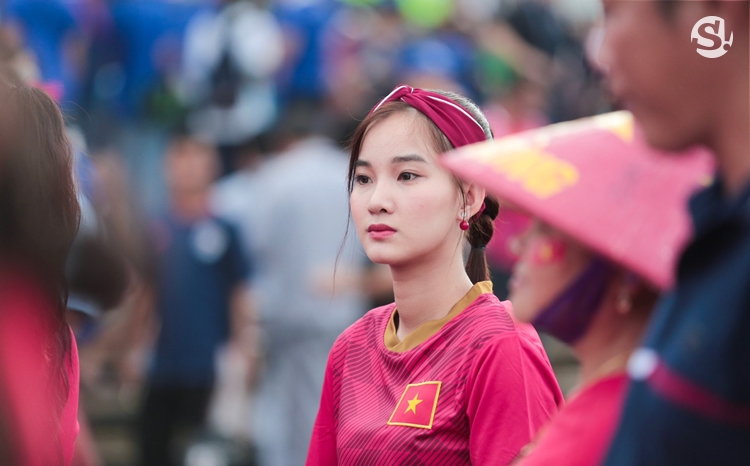 จัดเต็ม! ประมวลภาพสีสันกองเชียร์ก่อนเกม ไทย-เวียดนาม ศึกคัดบอลโลก โซนเอเชีย